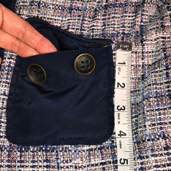 Tibi New York’s Chanel Style Knit Cropped Jacket 4 usable pockets. Hidden snaps. - Picture 14 of 16